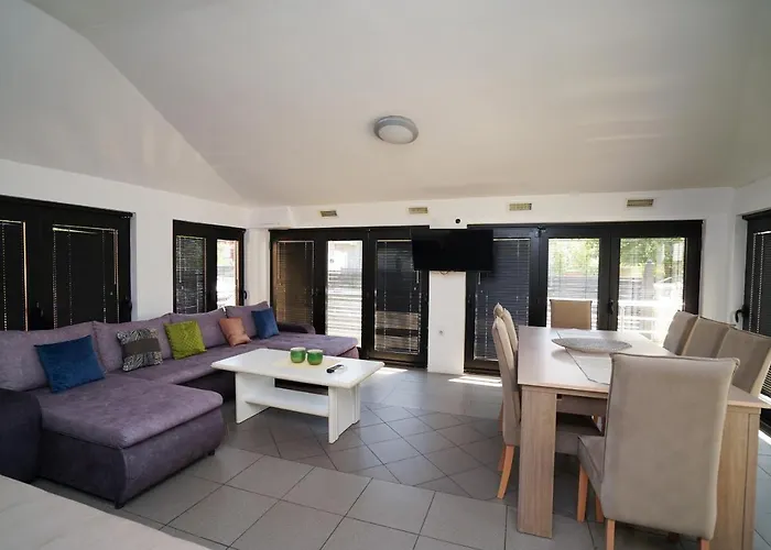 Kuca Za Odmor Dunja كلادوفو