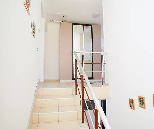 بيت للعطل Kuca Za Odmor Dunja كلادوفو