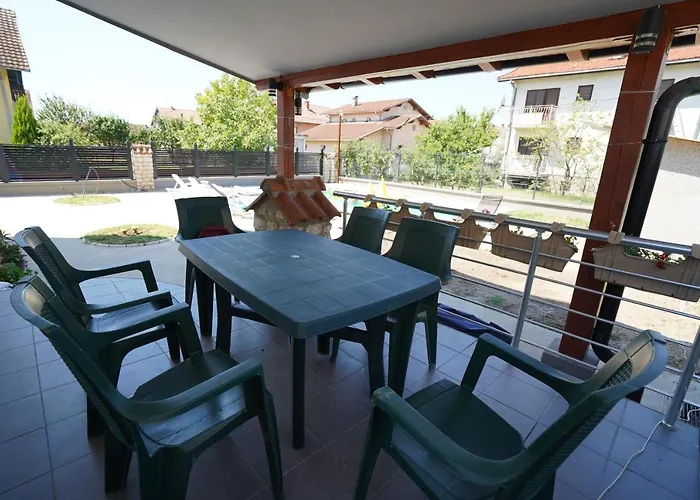 بيت للعطل Kuca Za Odmor Dunja