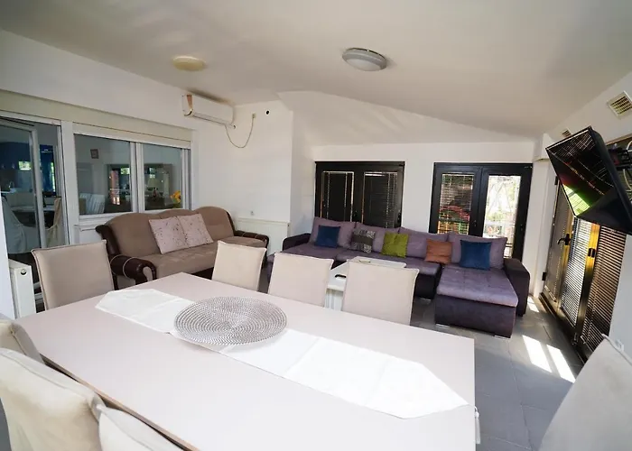 Kuca Za Odmor Dunja * كلادوفو