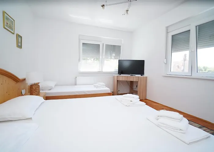 بيت للعطل Kuca Za Odmor Dunja